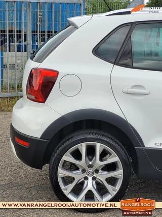 Volkswagen Polo Volkswagen Polo 1.2 TSI Cross DSG, clima, cruise, stoelverw., 17
