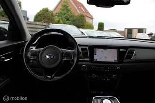 Kia e-Niro Kia e-Niro ExecutiveLine 64 kWh MEMORY LEDER LED NAVIGATIE - afbeelding nr 13