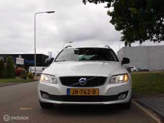 Volvo V70 Volvo V70 AWD 2.4 D5 215 Aut6 Leer Xenon 18Velgen Pdc Mooi!! - afbeelding nr 27