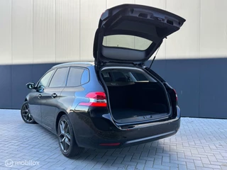 Peugeot 308 Peugeot 308 SW 1.2 PureTech Blue Lease Executive 121.000 nap - afbeelding nr 15