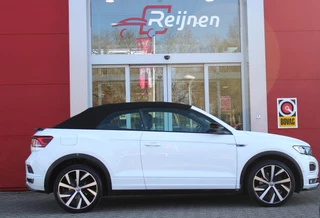 Volkswagen T-Roc Volkswagen T-Roc Cabrio 1.5 TSI 150PK AUTOMAAT R-LINE | VIRTUAL COCKPIT | STOEL/STUUR VERWARMING | 19