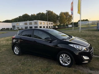 Hyundai i30 Hyundai i30 1.6 GDi GO! - NAVI/CLIMA/CAMERA/CRUISE/NAP - afbeelding nr 8