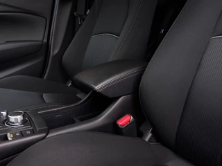 Mazda CX-3 2.0 SkyActiv-G 120pk Sportive | Origineel NL | Clima | Cruise | Pdc | Stoelverwarming | Licht+Regensensor | Privacy Glass | 18''lm | Trekhaak - afbeelding nr 26