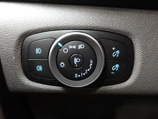 Ford Transit Custom Ford Transit Custom 130pk Automaat L2H1 Trend Navigatie Cruise control Camera Parkeersensoren Trekhaak Airco - afbeelding nr 13