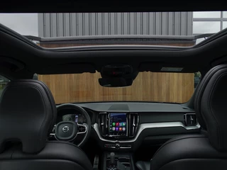 Volvo XC60 Volvo XC60 T8 407PK AWD / Inscription / panoramadak / 360° / LED - afbeelding nr 13