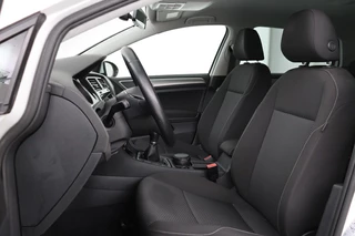 Volkswagen Golf Volkswagen Golf 1.0 TSI Comfortline | Navigatie |  Climate control | Bluetooth | Cruise control - afbeelding nr 5