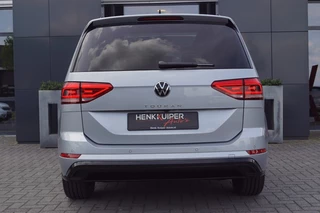 Volkswagen Touran Volkswagen Touran 1.5 TSI DSG R-Line Black st/ 7Pers./Panodak /trekhaak wegkl./ACC - afbeelding nr 8