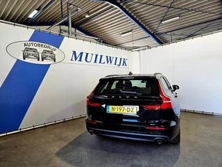 Volvo V60 Volvo V60 2.0 B3 Momentum Advantage / CarPlay / Navi / NL Auto - afbeelding nr 15