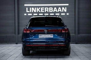 Volkswagen Touareg Volkswagen Touareg R 3.0 TSi eHybrid 4MOTION | Nieuw | Vol opties | Panodak | Dynaudio | Massage | Trekhaak | 22 inch | 5 jaar garantie | - afbeelding nr 15