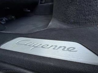 Porsche Cayenne Porsche Cayenne 3.0 e-Hybrid Coupé|Sportdesign|luchtvering - afbeelding nr 23