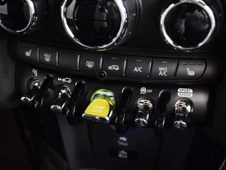 MINI Electric MINI Electric Mini Classic 33 kWh | Leder • Schuifdak • Harman/Kardon • Head-Up - afbeelding nr 19