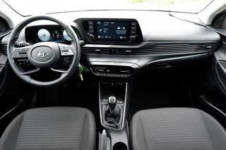 Hyundai i20 Hyundai i20 1.2i-Comfort .Stoelverw! Rijklaarprijs incl 12MND BOVAG garantie - afbeelding nr 24