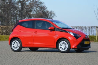 Toyota Aygo Toyota Aygo 1.0 VVT-i x-play automaat 1e eig. 13.982km trekhaak - afbeelding nr 38