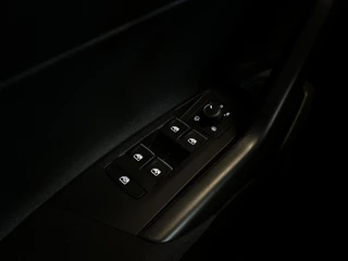 Volkswagen Polo Volkswagen Polo 1.0 TSI Move AUT 70kW Navigatie Apple Carplay/ Android Auto Camera Parkeersensoren Adaptive Cruise Control Stoelverwarming Virtual Cockpit Climate Control - afbeelding nr 25