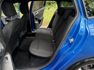 Ford Focus Ford Focus Wagon 1.5 EcoBoost ST Line Business - afbeelding nr 35
