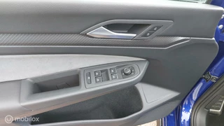 Volkswagen Golf Volkswagen Golf 1.5 eTSI R-Line Business+ - afbeelding nr 17