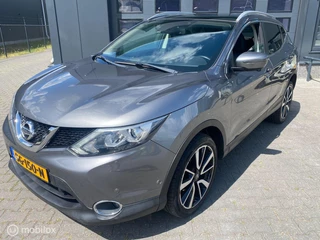 Nissan QASHQAI Nissan Qashqai 1.2 N-Connecta / Automaat/Leder /Panorama dak - afbeelding nr 3