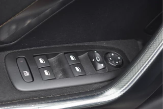 Peugeot 2008 | NL-Auto | Pano.dak | Camera | Carplay | Climate Contr | Cruise Contr | DAB | NAP - afbeelding nr 13