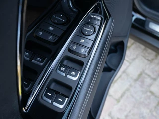Kia e-Niro Kia e-Niro ExecutiveLine 64 kWh | SOH 100% | Leder | Adaptive cruise | Camera | Carplay - afbeelding nr 44
