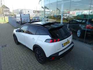 Peugeot 2008 Peugeot 2008 1.2 130pk GT-Line Panoramadak / Camera / NAP - afbeelding nr 9