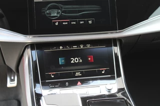 Audi Q8 Audi Q8 60 TFSI e quattro Pro Line S Competition | Panoramadak | Massage | 23'' | Vierwielbesturing | Trekhaak | Koeling | OLED - afbeelding nr 63