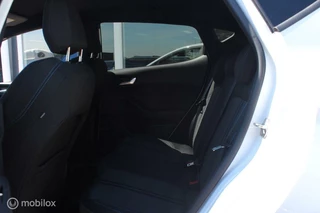 Ford Fiesta Ford Fiesta 1.5 EcoBoost ST-3 Full-Led/Recaro/Apple-Carplay - afbeelding nr 13