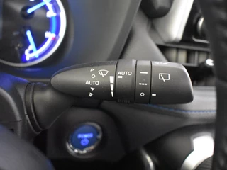 Toyota RAV4 Toyota RAV4 2.5 Hybrid AWD Bi-Tone Panoramadak | PDC V+A | Stoelverwarming | - afbeelding nr 40