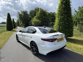 Alfa Romeo Giulia Alfa Romeo Giulia 2.0 T Veloce Q4 280pk, My21, Parelmoer! - afbeelding nr 43