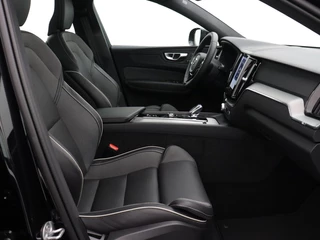 Volvo XC60 Volvo XC60 2.0 T6 AWD Plus Dark - afbeelding nr 12