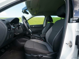 Škoda Fabia Skoda Fabia Combi 1.0 TSI 95pk Business Edition | Navigatie | LMV | Privacy glass | Stoelverwarming - afbeelding nr 5