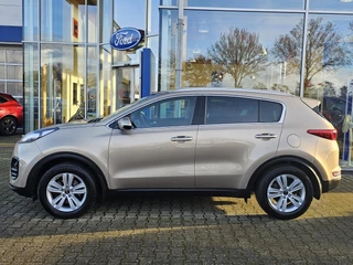 Kia Sportage Kia Sportage 1.6 GDI First Edition 1ste eigenaar | Zéér netjes! | Trekhaak | Cruise control | Camera | Navigatie | Lane assist | Led dagrijverlichting etc. - afbeelding nr 2