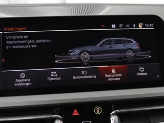 BMW 3 Serie BMW 3-serie 330e eDrive Edition | Trekhaak | Leder |  Stoelverwarming | Carplay | Live Cockpit | Full LED | DAB | Climate control | Parkeerhulp - afbeelding nr 23