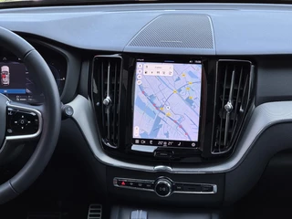 Volvo XC60 Volvo XC60 2.0 T8 Plug-in Hybrid AWD R-Design Pano H&K Leder - afbeelding nr 14