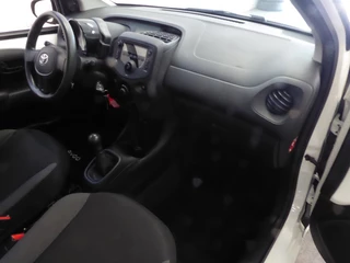 Toyota Aygo Toyota Aygo 1.0 VVT-I X-NOW/Dealeronderhoud/Nap/ Nieuwstaat!!! - afbeelding nr 16