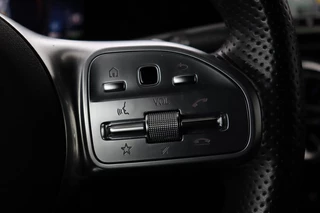 Mercedes-Benz A-Klasse Mercedes-Benz A-klasse 250e AMG | Panoramadak | Stoelverwarming |  Carplay | Navigatie | Full LED | Half leder | Sportstoelen | Park Assist - afbeelding nr 15