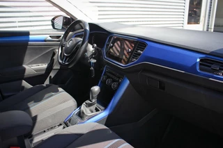 Volkswagen T-Roc Volkswagen T-Roc 1.5 TSI Sport // Trekhaak - Camera - Virtual Cockpit - Stoelverwarming - Navi - 19 inch - afbeelding nr 12