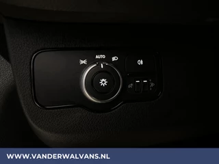 Mercedes-Benz Sprinter Mercedes-Benz Sprinter 317 CDI 170 pk L3H2 Euro6 # Airco | MBUX | Camera | Apple Carplay | Cruisecontrol | Stoelverwarming Chauffeursstoel, Bijrijdersbank, Android Auto, - afbeelding nr 18