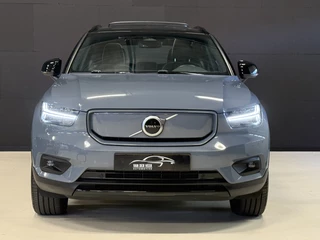 Volvo XC40 Volvo XC40 Recharge P8 AWD R-Design | Panoramadak | Trekhaak | Stoel/stuurverwarming - afbeelding nr 2