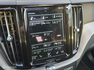 Volvo XC60 VOLVO XC60 2.0 T6 RECHARGE AWD R-DESIGN PANO ACC TREKHAAK CAMERA - afbeelding nr 24