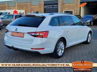 Škoda Superb Skoda Superb Combi 2.0 TDI Style, trekhaak, xenon, panorama, leer, stoelverw. - afbeelding nr 6