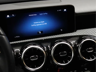 Mercedes-Benz A-Klasse [CAMERA, APPLE CARPLAY, ANDROID AUTO, STOELVERW., FLIPPERS, NIEUWSTAAT] - afbeelding nr 19