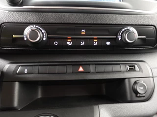 Opel Vivaro Opel Vivaro 145pk Automaat L3H1 Dubbele cabine 6-zits Navigatie Camera Trekhaak Apple carplay Parkeersensoren Cruise control - afbeelding nr 24