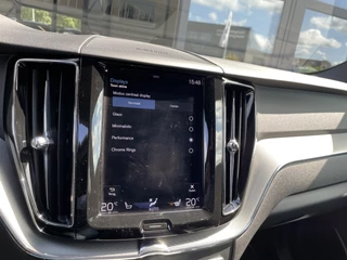 Volvo XC60 Volvo XC60 2.0 T6 Plug-in hybrid 340 pk AWD R-Design Trekhaak Panoramadak Camera Bliss Full Led Koplampen Harman Kardon Audio Stoel+ stuur + voorruitverwarming  1e Eigenaar Pine Grey Metallic - afbeelding nr 36