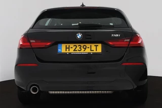 BMW 1 Serie BMW 1-serie 118i High Executive Edition (PARKEERSENSOREN, STOELVERWARMING, CRUISE CONTROL, LEDEREN STOELEN, DEALER ONDERHOUDEN) - afbeelding nr 7