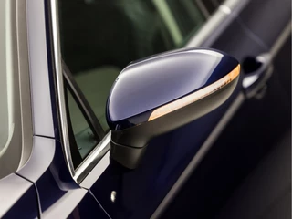 Volkswagen Passat Volkswagen Passat Variant 1.4 TSI ACT Highline 150Pk Automaat (APPLE CARPLAY, GROOT NAVI, CLIMATE, STOELVERWARMING, SPORTSTOELEN, KEYLESS, ADAPTIVE CRUISE, TREKHAAK, PARKEERSENSOREN, NIEUWSTAAT) - afbeelding nr 40