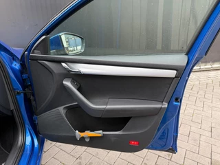 Škoda Octavia Skoda Octavia 1.4 TSI Greentech Elegance Businessline|Schuifdak| - afbeelding nr 19