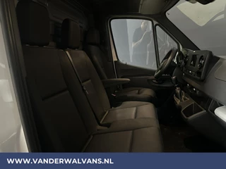 Mercedes-Benz Sprinter Mercedes-Benz Sprinter 315 CDI 150pk L3H2 Euro6 ** Airco | 360 graden Camera | Navigatie | Cruisecontrol | Chauffeursstoel Parkeersensoren, Stoelverwarming, Bijrijdersbank - afbeelding nr 10