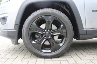Jeep Compass Jeep Compass 1.4 MultiAIR NIGHT EAGLE / Zwart dak / Apple Carplay - afbeelding nr 47
