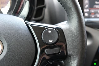 Toyota Aygo Toyota Aygo 1.0 VVT-i x-play | Apple Carplay & Android auto | Achteruitrijca - afbeelding nr 19