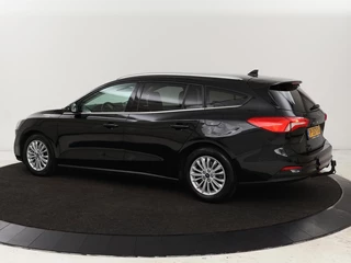 Ford Focus Ford Focus 1.0 EcoBoost Titanium X Business | Automaat |  Stoel & Stuurverwarming | Camera | Trekhaak | Adaptive cruise | LED - afbeelding nr 2